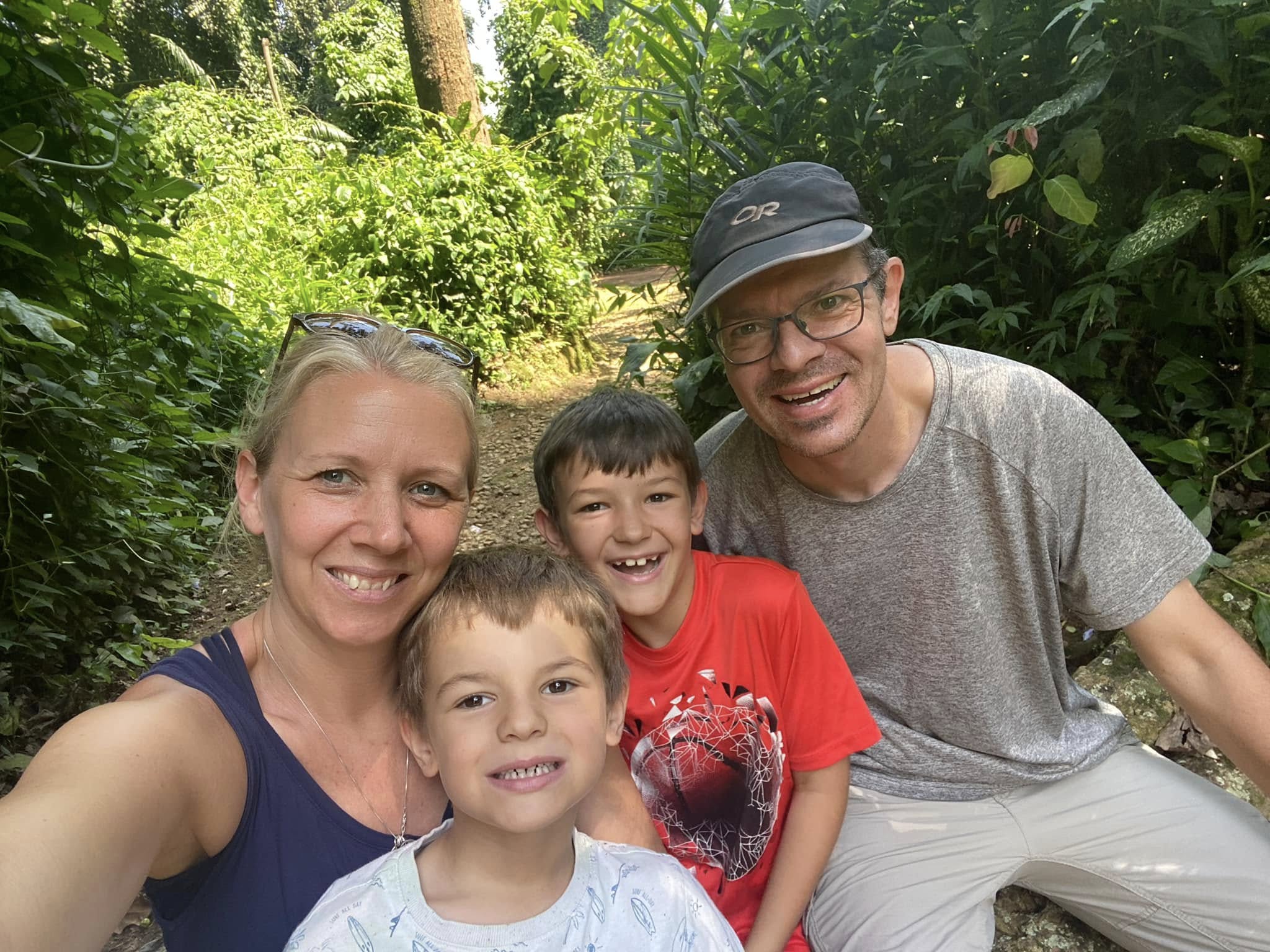 GJ, Kate and sons Family selfie with mom, dad and two boys